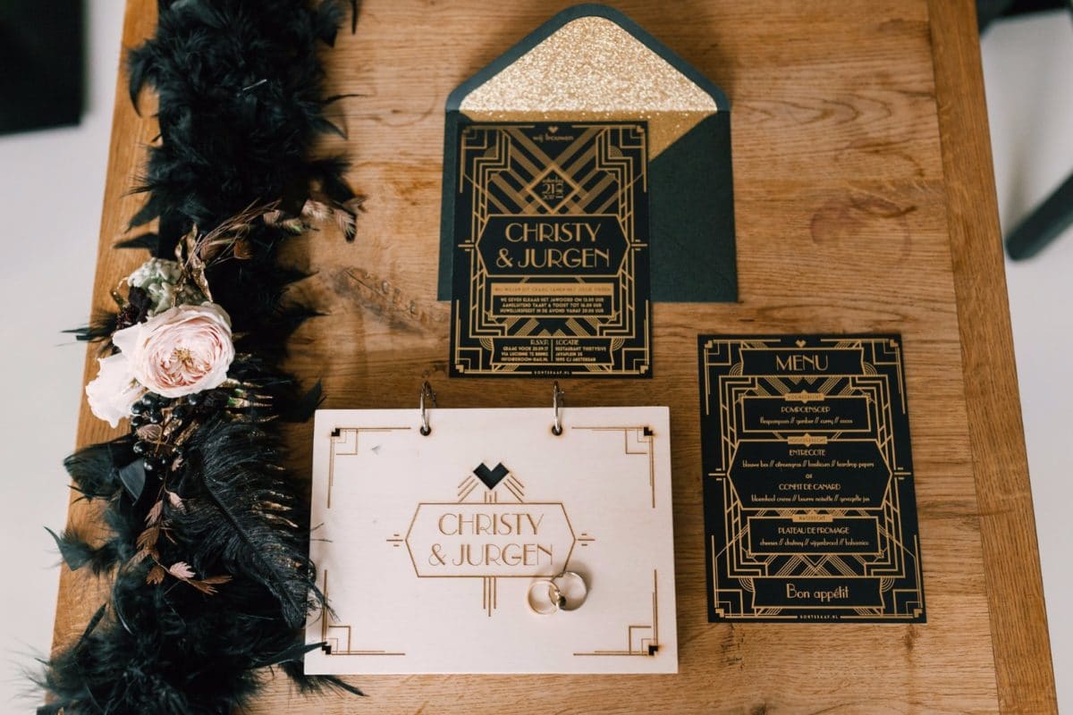 Great Gatsby wedding uitnodiging, gastenboek en menu